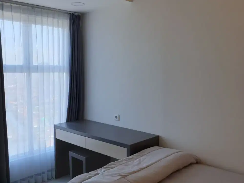 DISEWAKAN APARTEMEN AMOR PAKUWON CITY MALL LANTAI 30 - FULL FURNISHED - CORNER