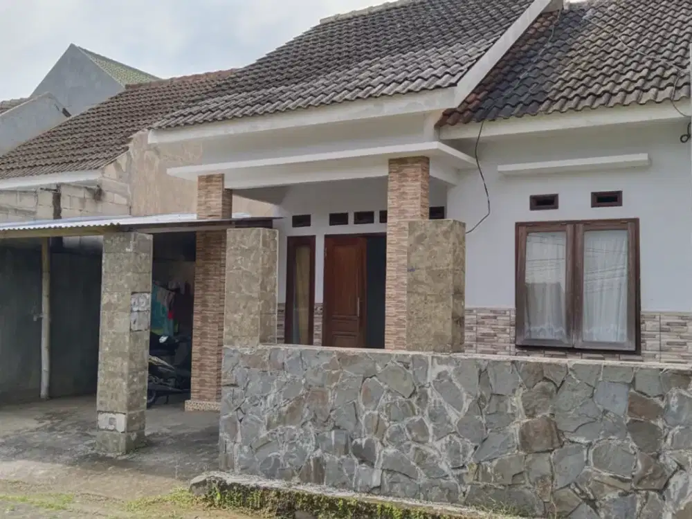 Rumah Luas dijual Murah di Perumahan One Gate Karangploso Malang