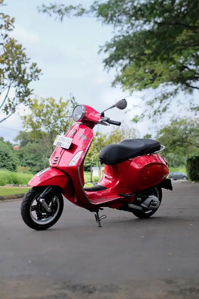 PIAGIO VESPA MATIC PRIMAVERA 150 IGET TAHUN 2017