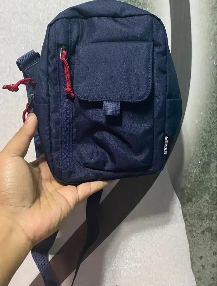 Selempang eiger baru