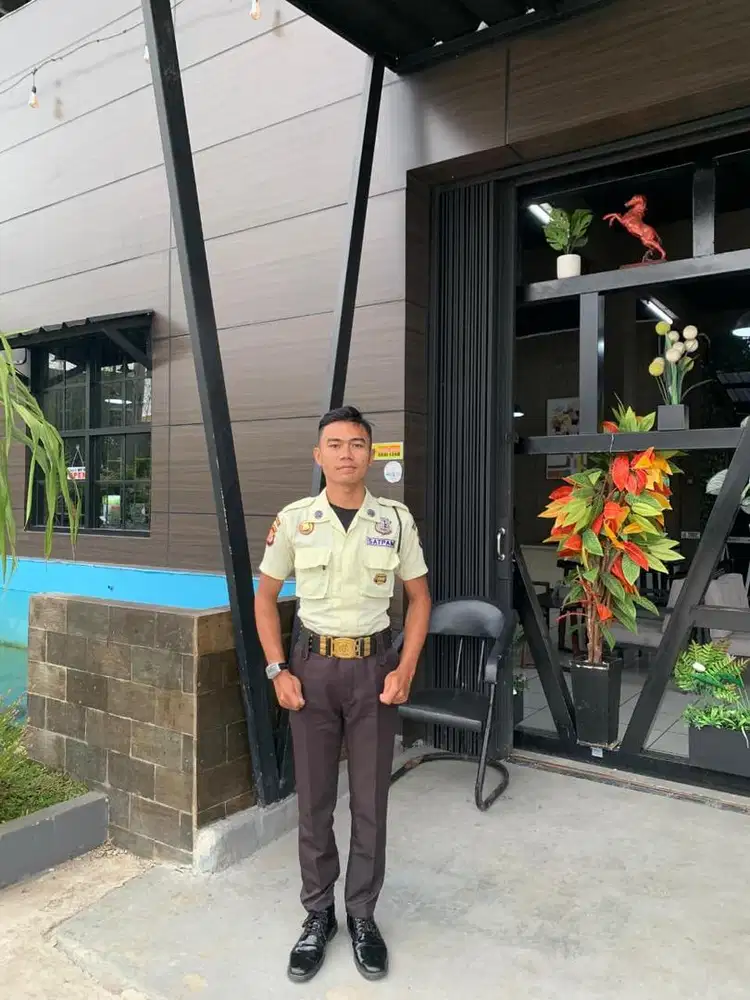 cari loker security/satpam