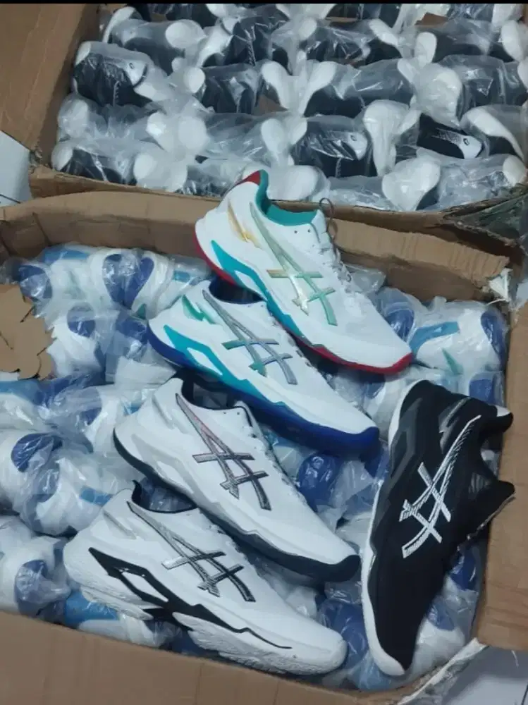 Sepatu voli terbaru netburner ballistic