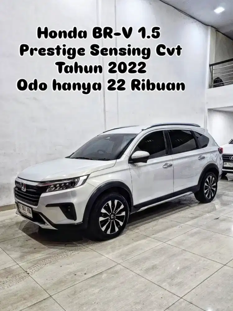 BR-V PRESTIGE SENSING Automatic 2022 / 2023 putih honda brv