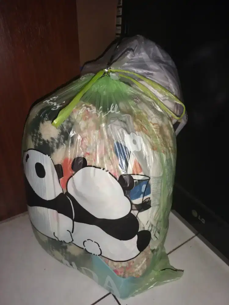 BACA: free baju wanita XS spatu tas acc