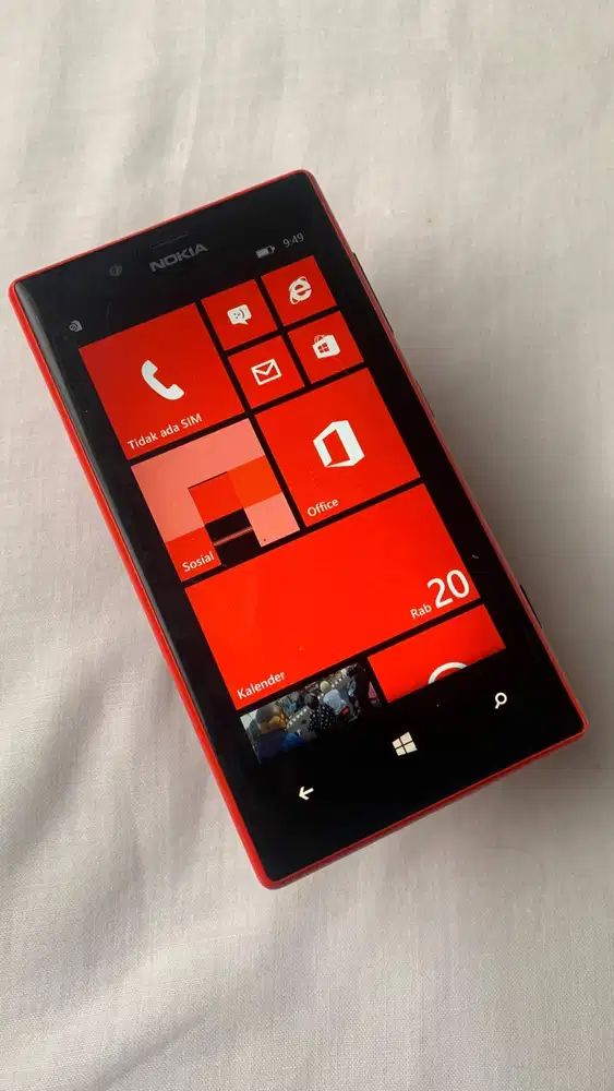 Nokia Lumia 720 Red