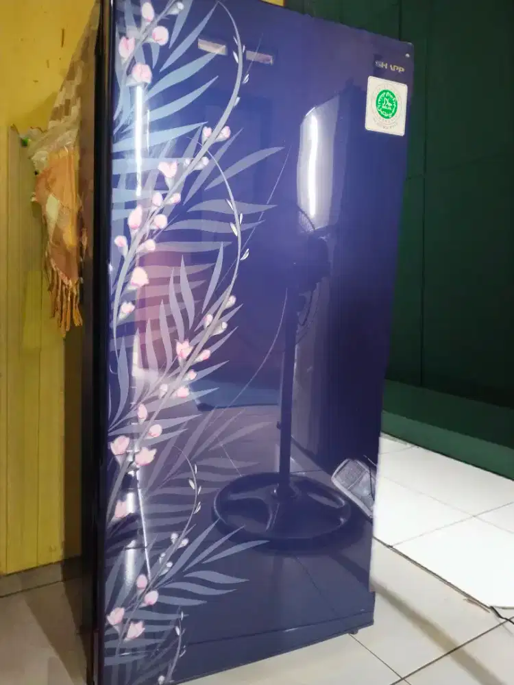 Di jual kulkas Sharp 1 pintu