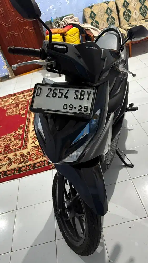 Honda Beat Deluxe CBS ISS 2024