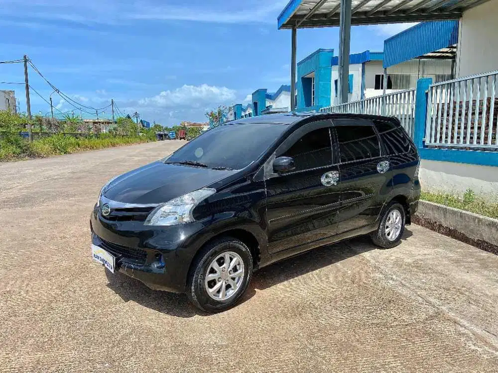 DAIHATSU XENIA X MT 2012