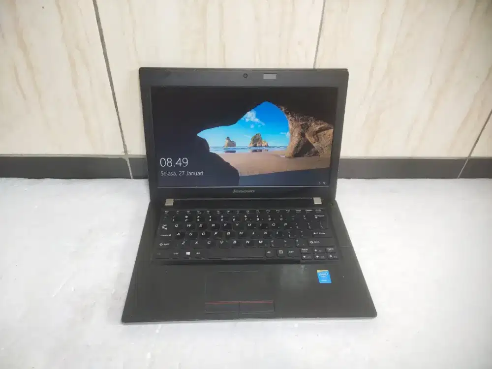 B231 Lenovo K2450 core i7-4510U Ram 8GB hdd 1TB