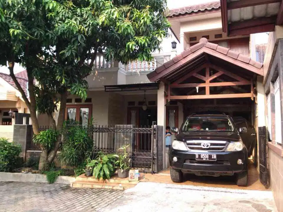 DIJUAL RUMAH ASRI DAN BEBAS BANJIR LT135/LB160 (SIAP PAKAI)