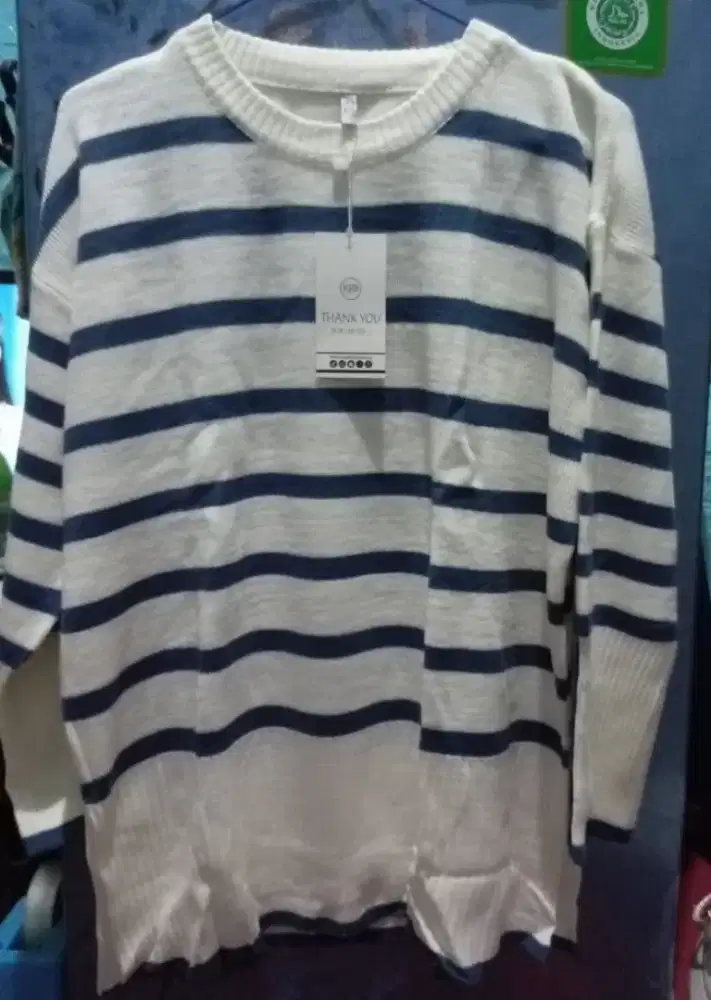 Di jual  blouse atasan rajut wanita