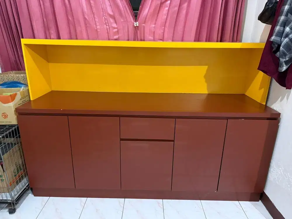 MEJA COUNTER UNTUK JUALAN