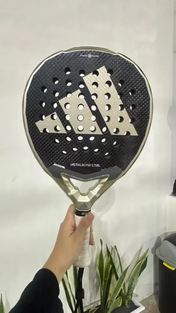 Dijual Raket Padel Adidas Meltabone CTRL 3.4 th 2025