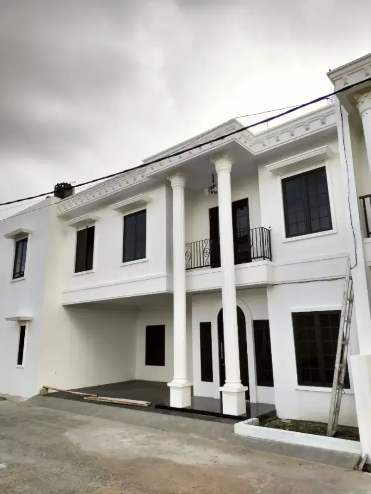 Rumah murah  mewah desain eropa bebas banjir dipondok bambu Jaktim