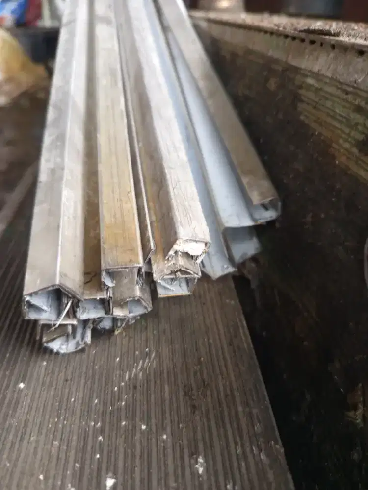 List u stenless 201 buat kaca