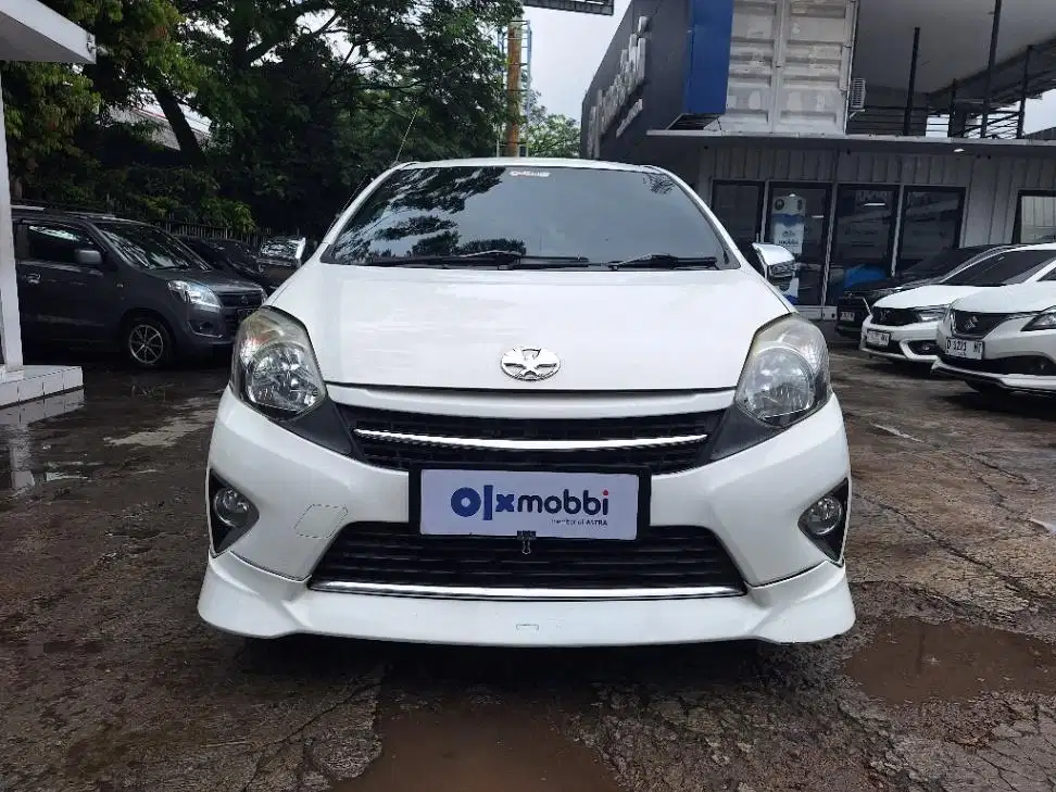 DP MURAH Toyota Agya 1.0 G TRD Sportivo Bensin-MT 2015 Putih CKRFB