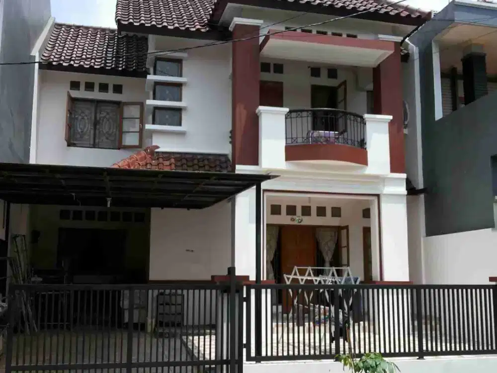 Rumah Cantik 2 Lantai Siap Huni di Kemang Pratama 3 Rawalumbu Bekasi