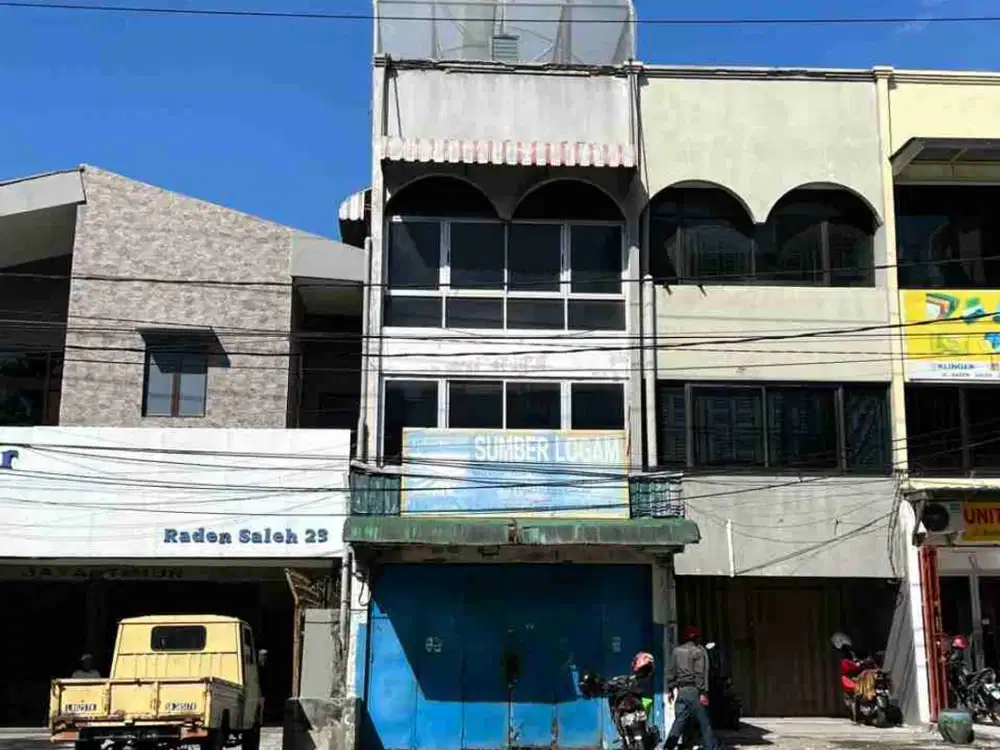 DIJUAL RUKO JALAN RADEN SALEH PUSAT KOTA SURABAYA 4 LANTAI STRATEGIS DEKAT TUNJUNGAN