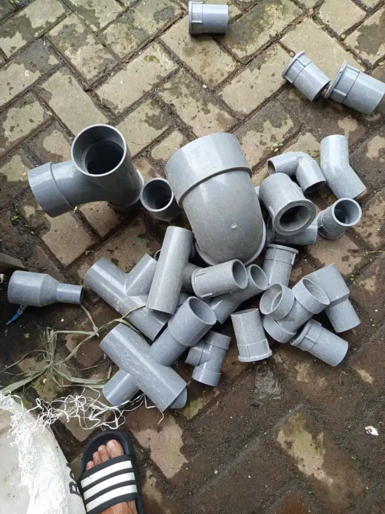 Sambungan pipa paralon merek rucika