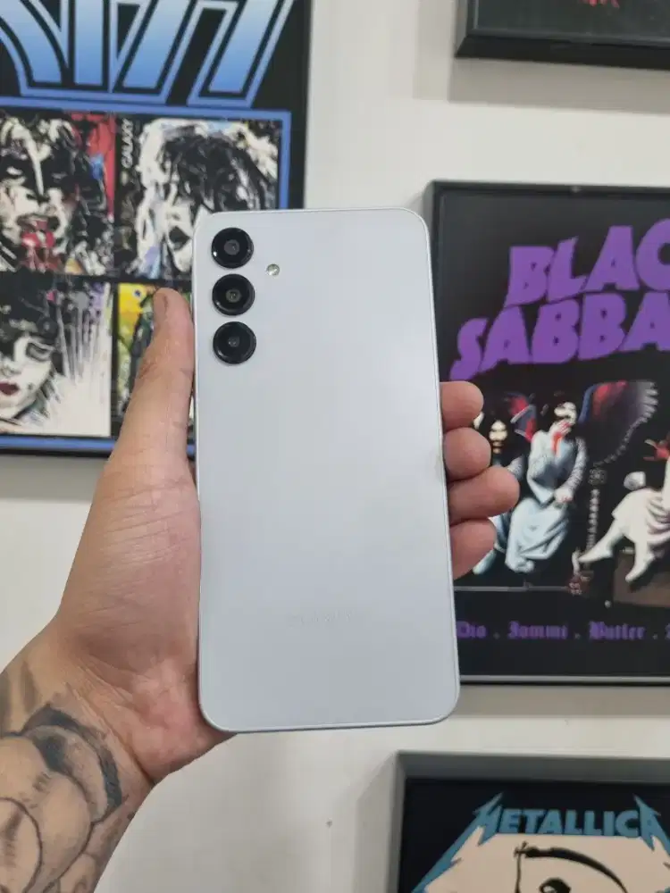 Samsung A16 ram 8/256 Unit Charger Only