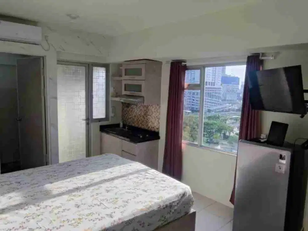 Educity studio corner lantai rendah unit spesial dekat ITS, WM