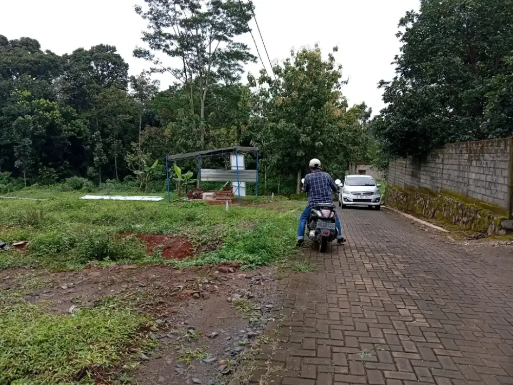 Tanah 80meter jalanraya siap bangun SHM dekat  2 kampus di Semarang