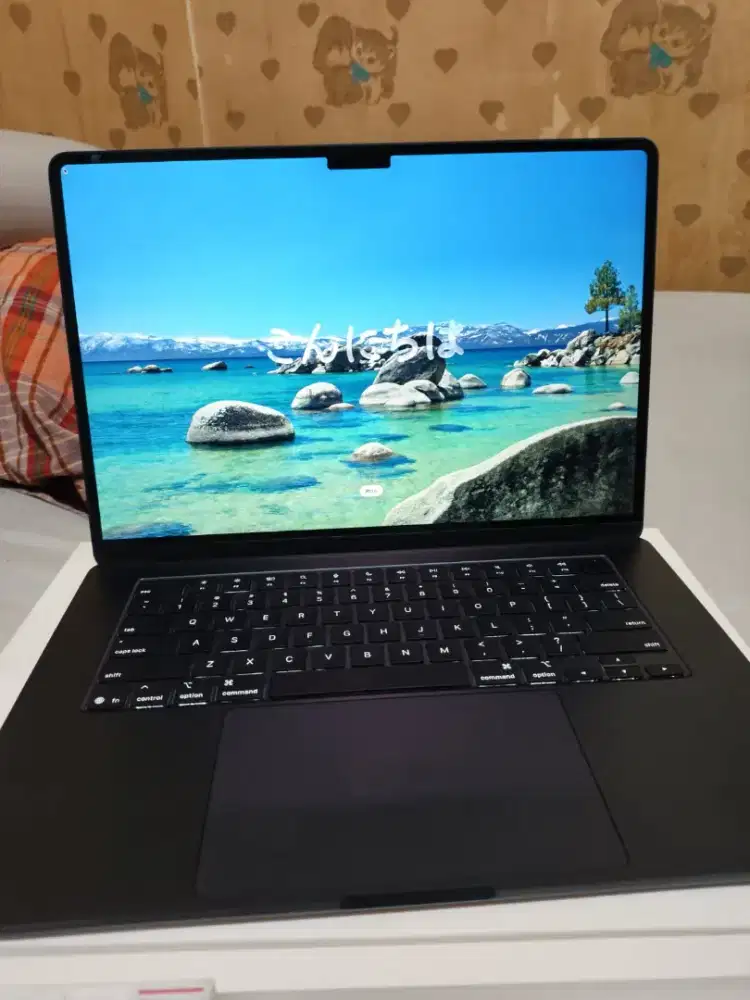 Macbook air Magic M4 16+256 15 inch