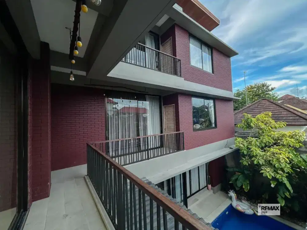 Hotel For Sale Prime Location Next To Sidewalk Jimbaran