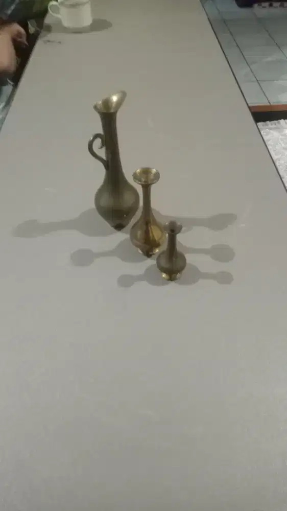 Hiasan kuningan antik