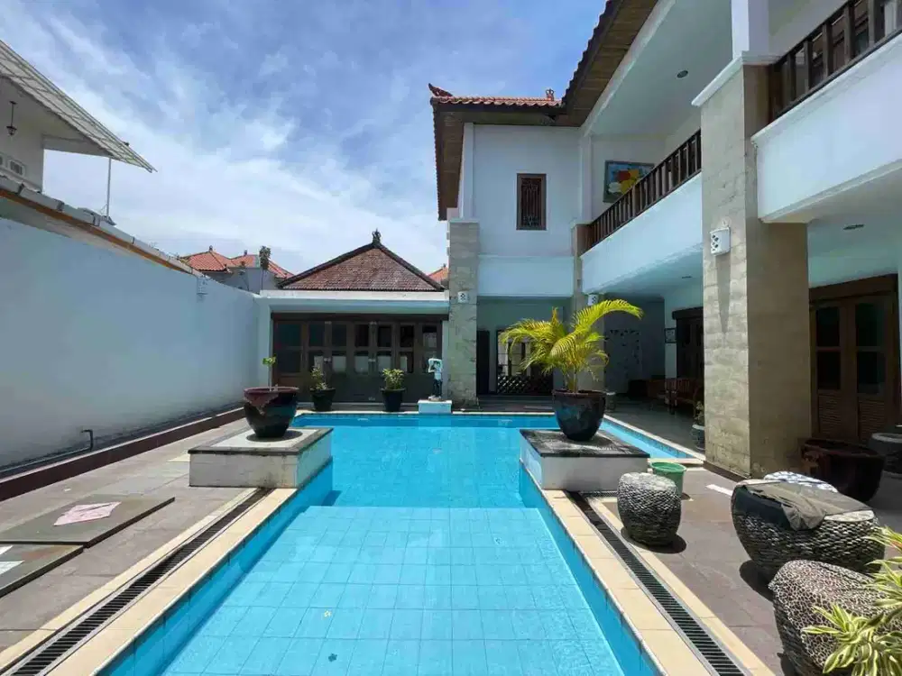 Villa Mewah Gaya Eropa di Cluster One Gate Sanur