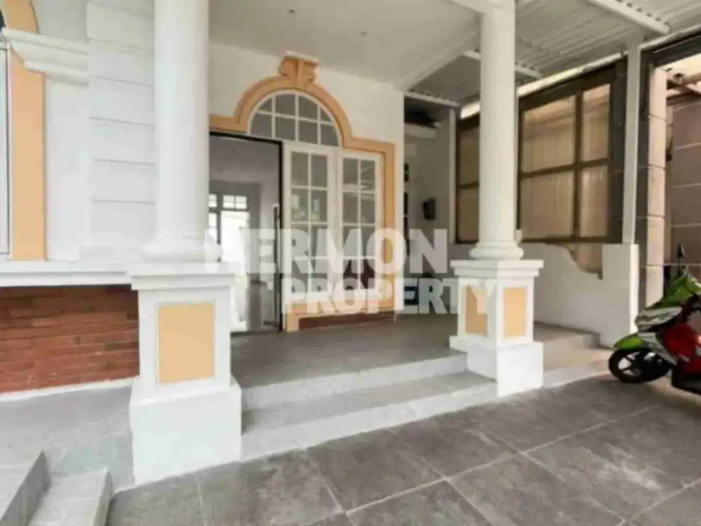 DIJUAL RUMAH LANTAI GRANIT & SIAP HUNI di Legenda wisata Cibubur