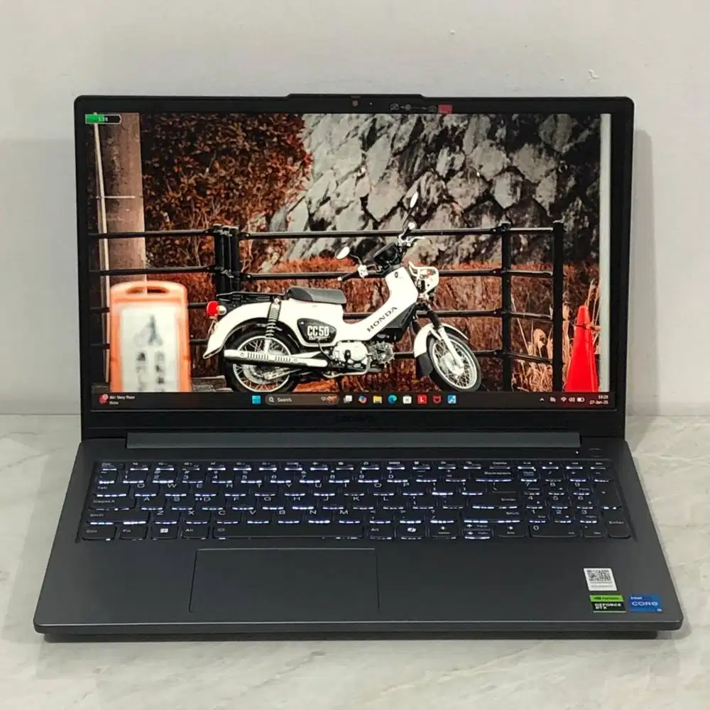 LENOVO LOQ 15IAX9E Garansi Lenovo  | i5-12450HX | RAM 12GB | SSD 512GB