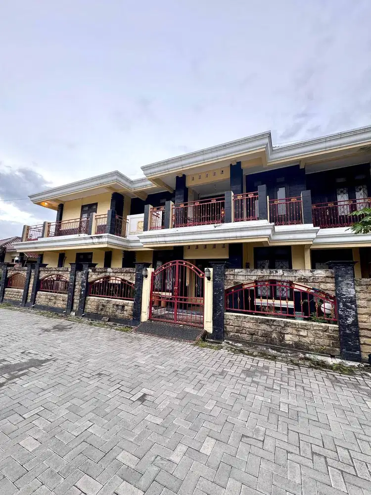 Rumah Mewah Bonus Furniture dekat Jalan Kaliurang Km 9