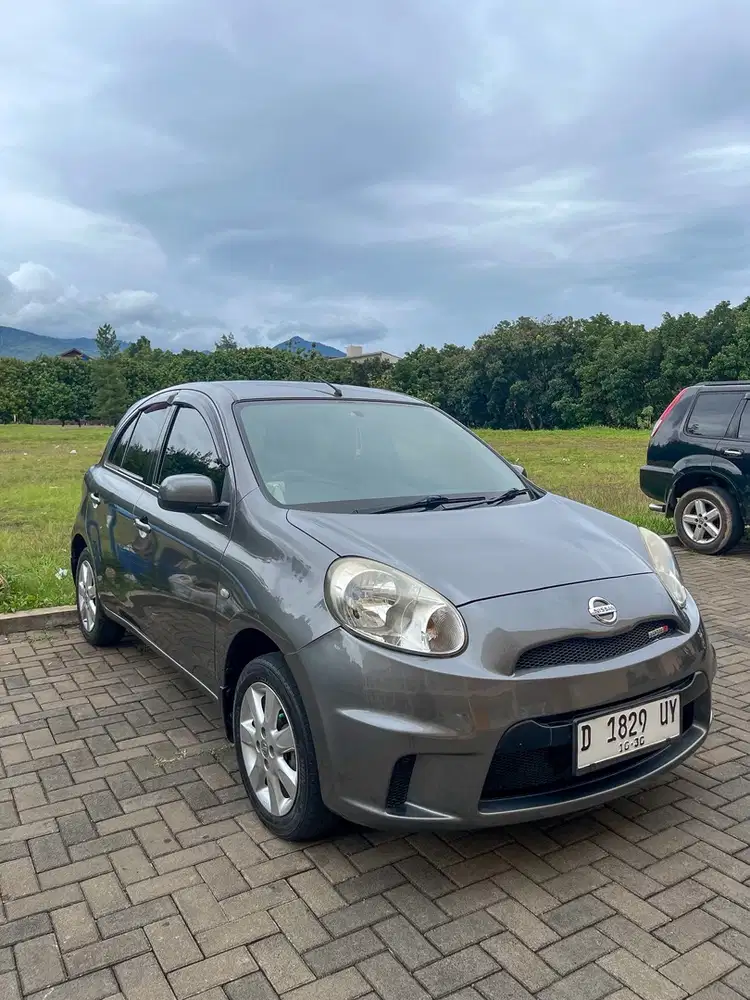 Nissan March 2013 Bensin