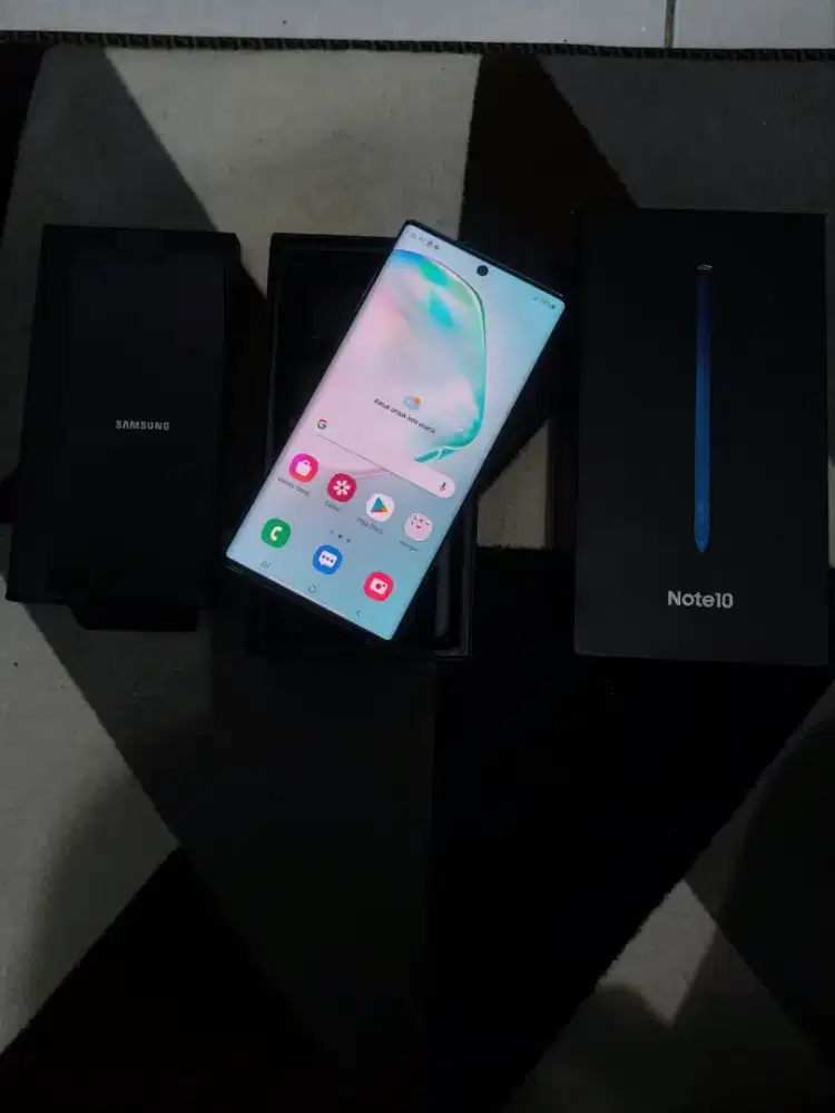 Bng samsung note 10 8/256 Sein fullst mlusss 98% lancarr jyaa no kndal