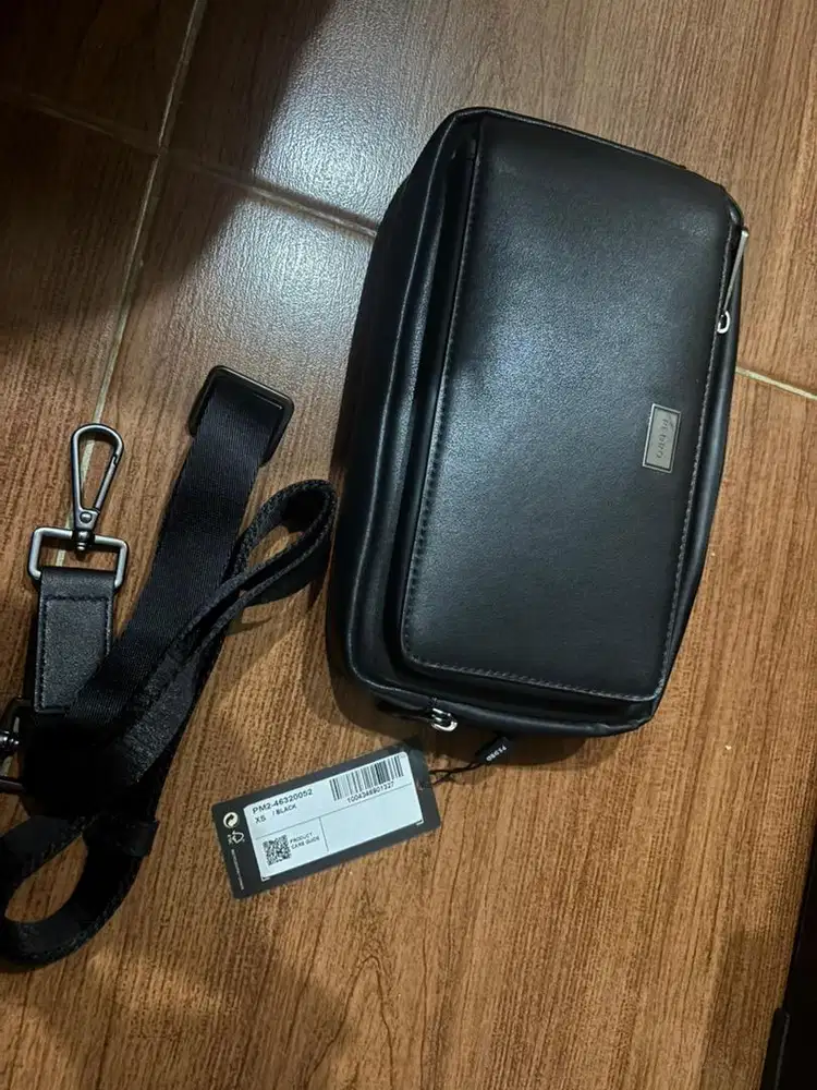 Clutch Pedro Original (Tas Slempang Pouch Kecil)