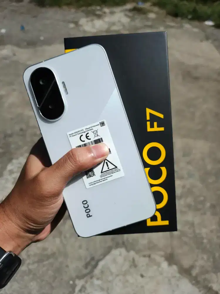 Poco F7 ram 12/512gb