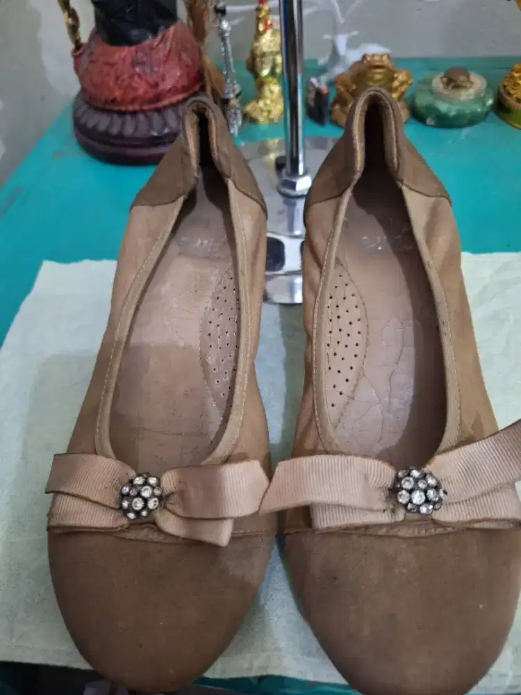 Sepatu branded 
Everbest fashion wanita 
Limited edition 
Barang ter