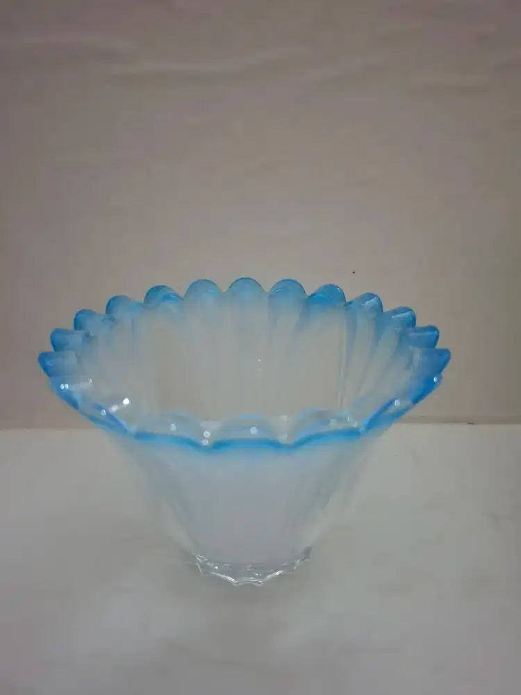 LIMITED EDITION: Vintage Bowl (per pcs)