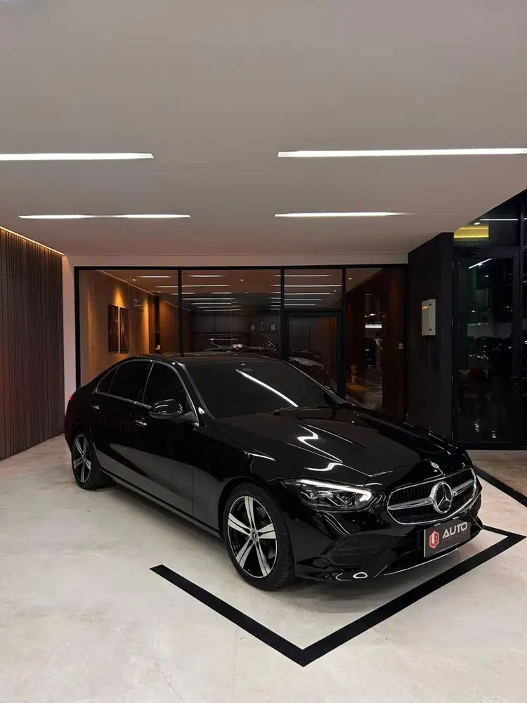 Mercedes Benz C200 2025 Hitam Mercy Km400perak D1404VDS Nik 2024