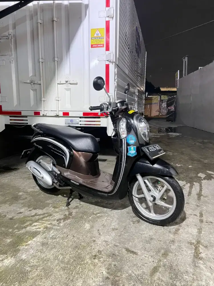 Honda scoopy fi 2016