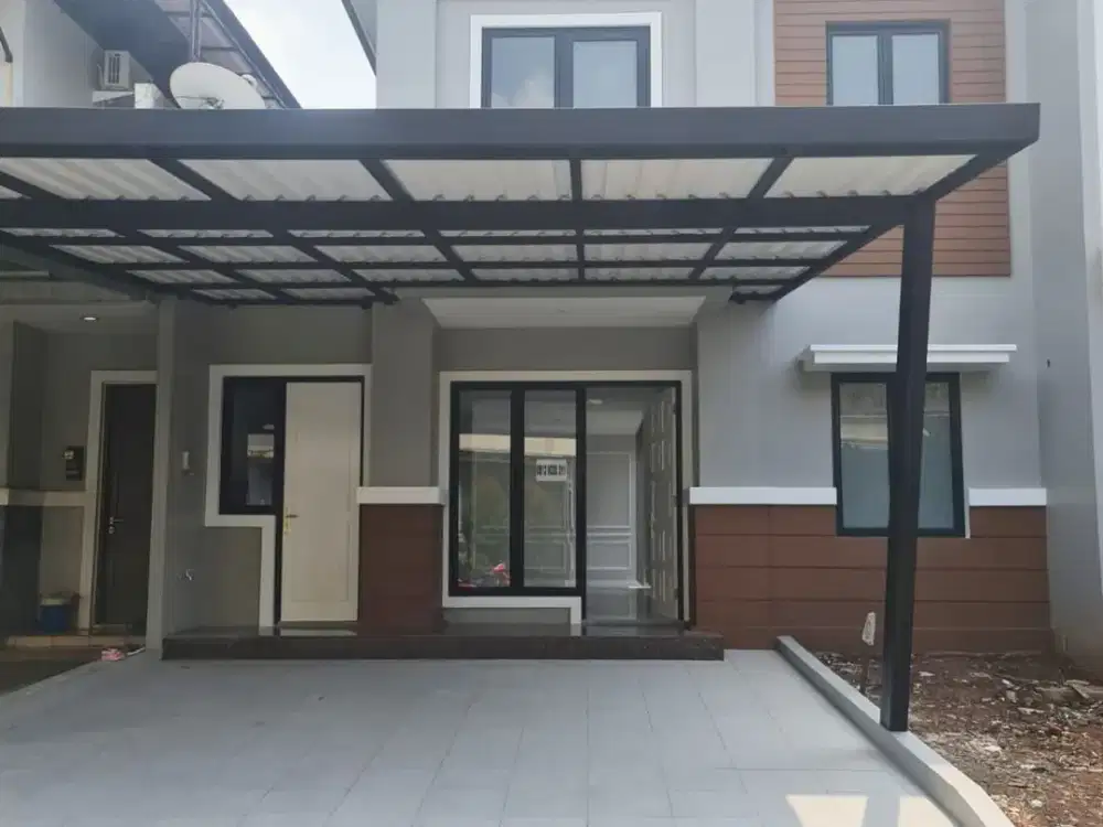 Dijual Rumah kota wisata cibubur dua lantai full renovasi siap huni akses toll dalam perumahan