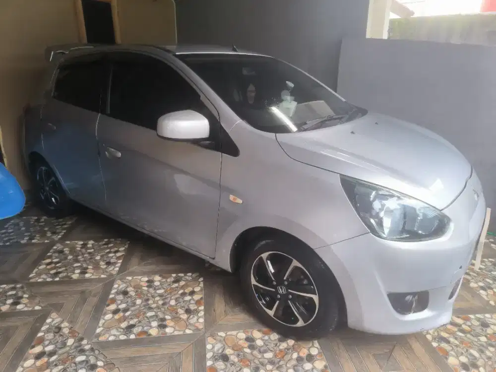 Mirage 2012 glx 1200cc