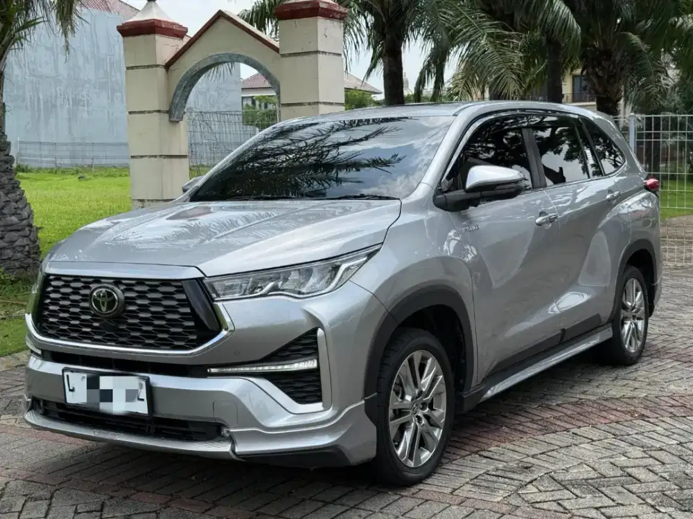 Toyota Innova Zenix Q Hybrid Modellista 2022 Matic Silver