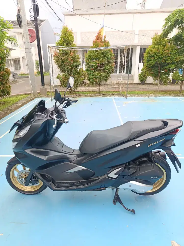 Dijual Motor Honda PCX 2021