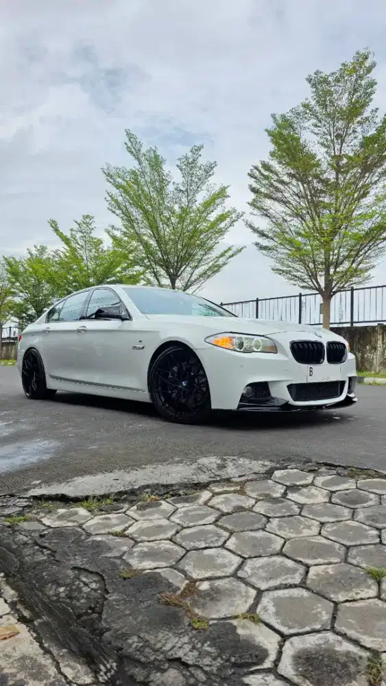[CASH TERMURAH] BMW 535i 2010 Bensin