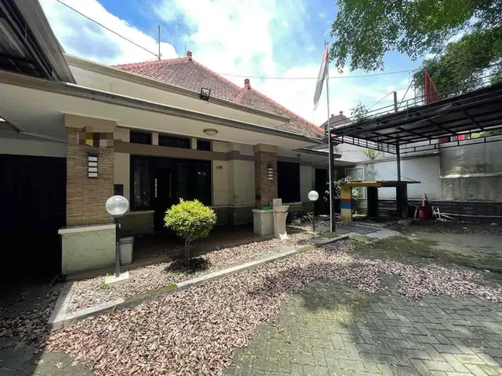 rumah strategis luas rumah usaha cafe poros jalan gunung gunung klojen malang