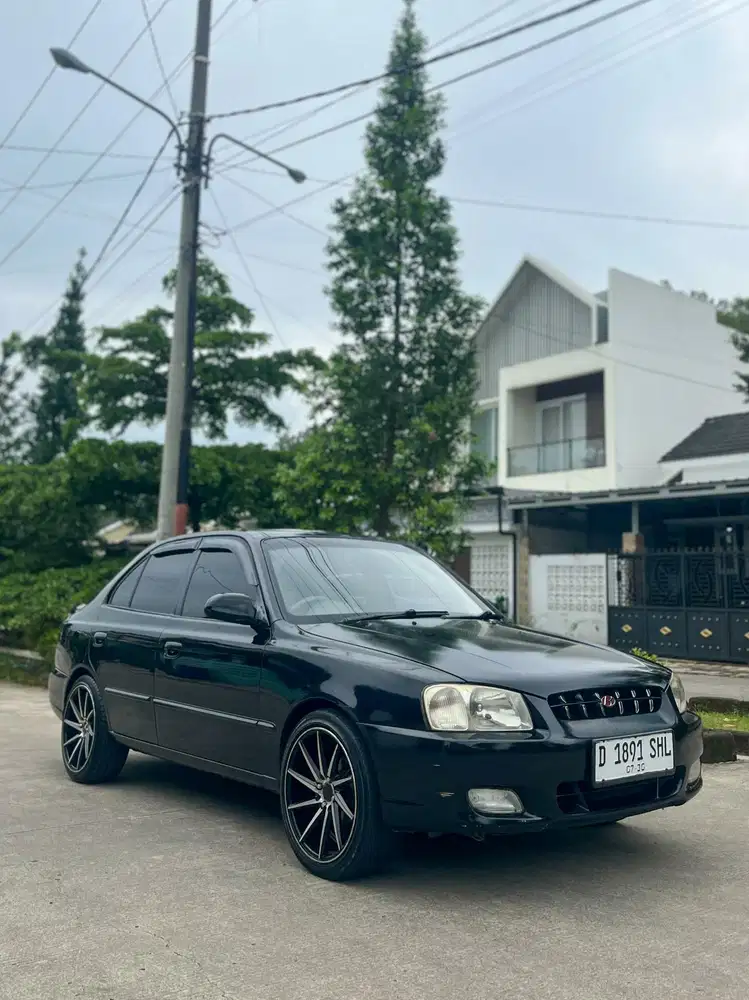 Hyundai Accent Verna pjk isi ac dingin Mobil bandung