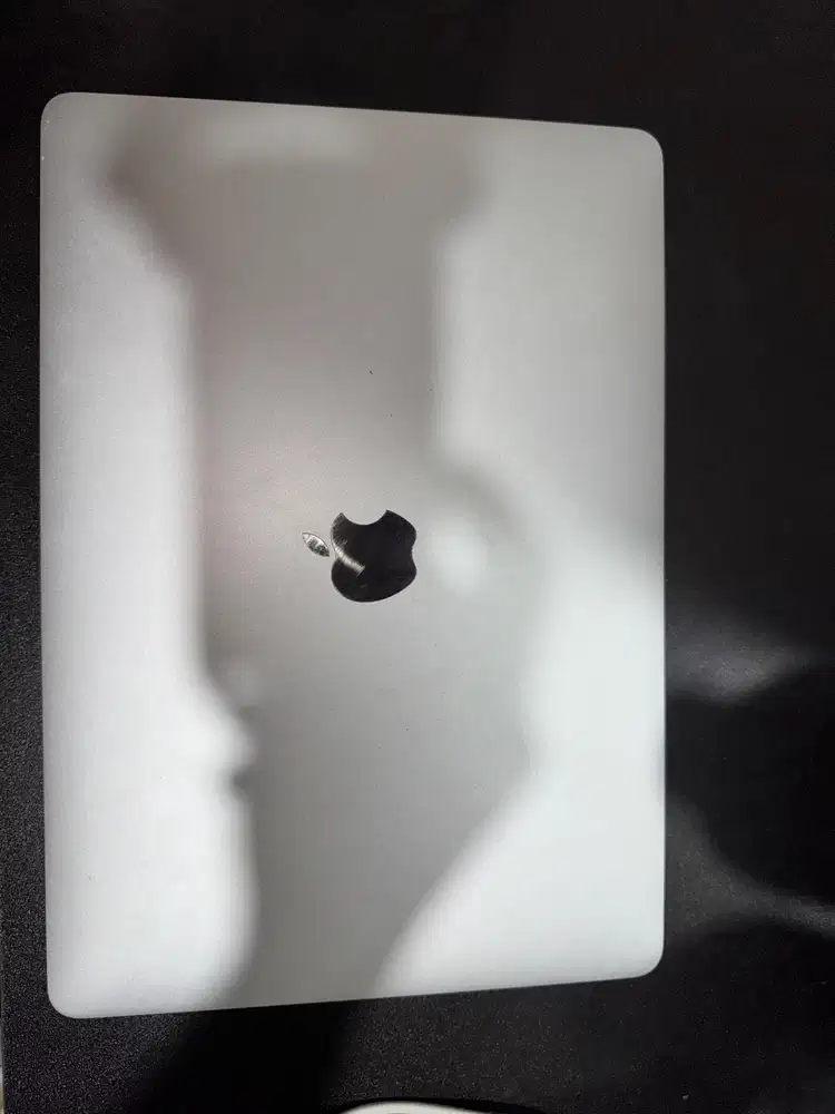 APPLE MACBOOK PRO Touchbar Core i5 Layar 13INCH 2019 Ram 16GB N-EC