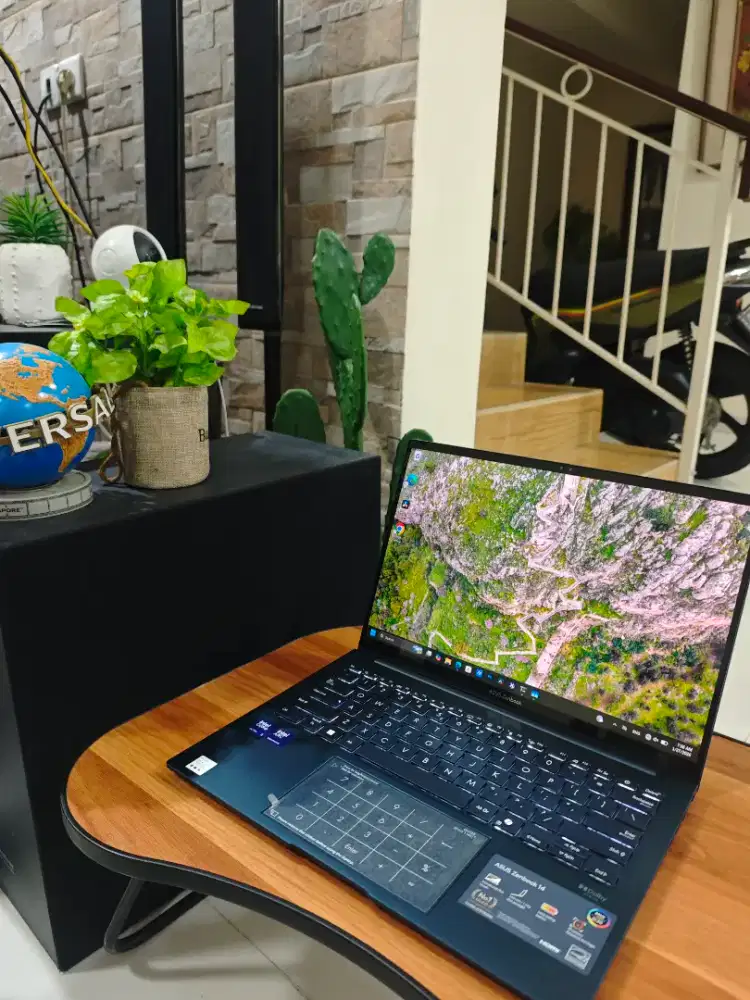 Laptop Asus Zenbook UX3405CA Ultra 5 x thinkpad